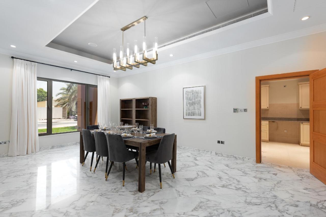 Maison Privee - Prvt Pool & Beach! In Luxury Palm Jumeirah Villa 迪拜 外观 照片